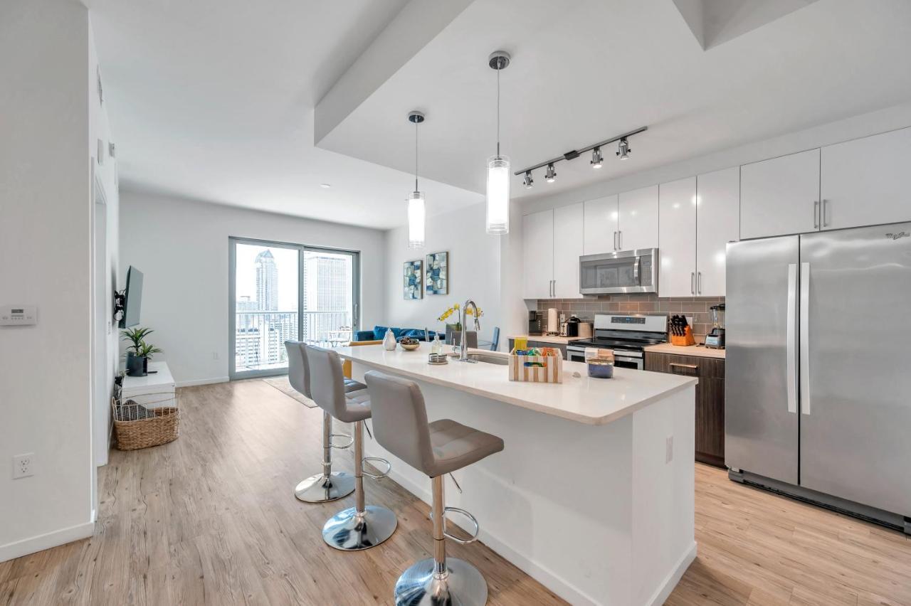 Luxury 1 Bedroom With Den Downtown Tampa Apt - City Views, Rooftop Pool, Workspace Eksteriør bilde