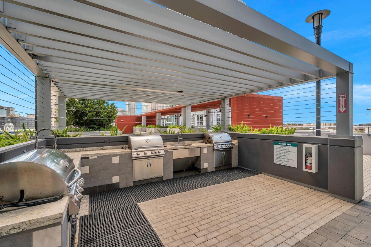 Luxury 1 Bedroom With Den Downtown Tampa Apt - City Views, Rooftop Pool, Workspace Eksteriør bilde