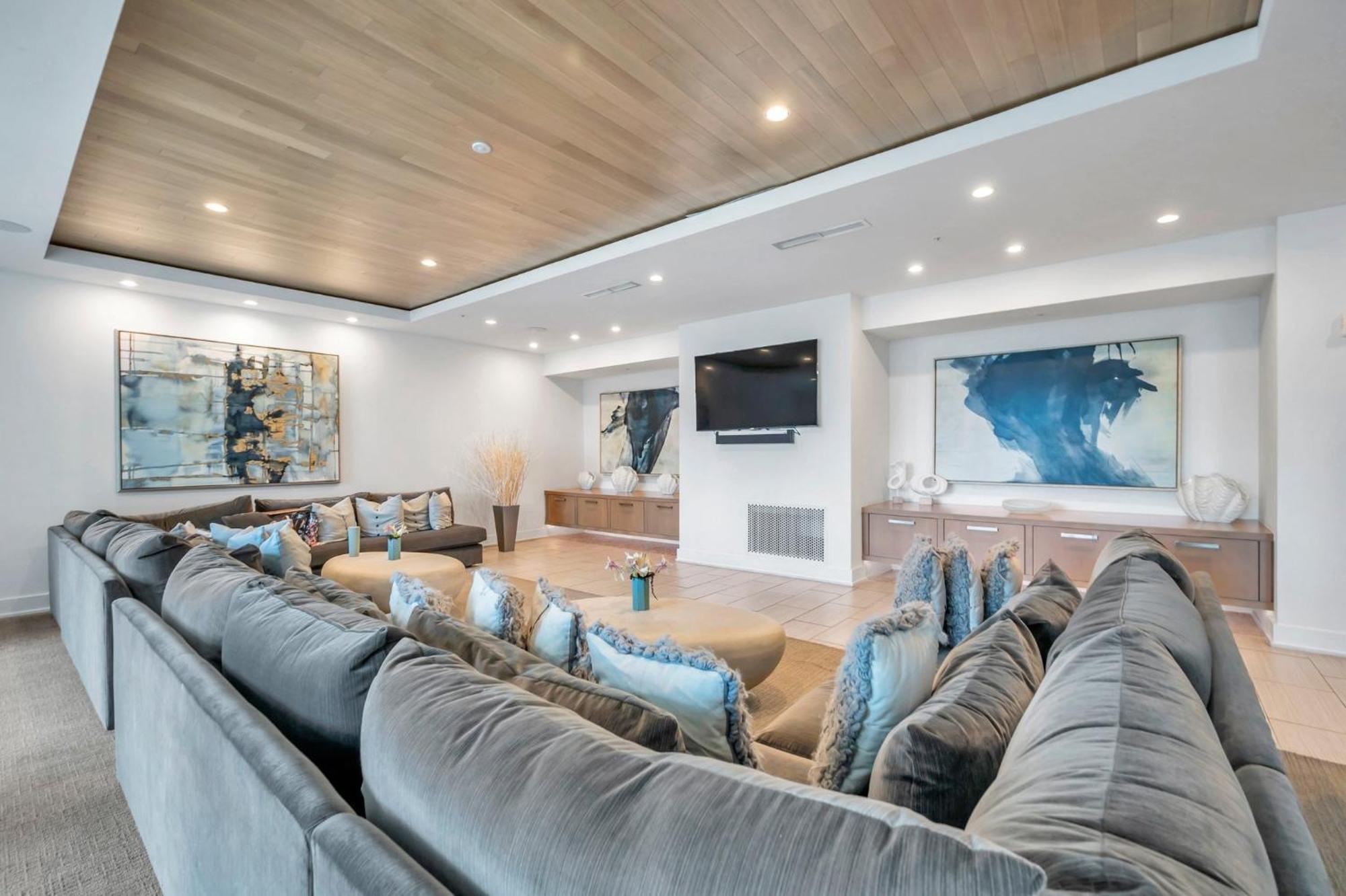 Luxury 1 Bedroom With Den Downtown Tampa Apt - City Views, Rooftop Pool, Workspace Eksteriør bilde
